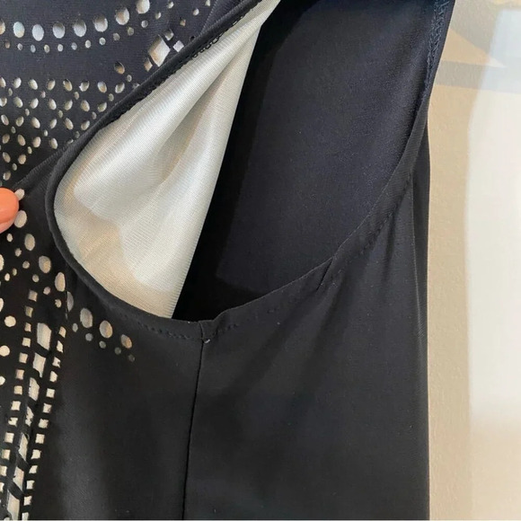 Cartise M Black High Neck Tank Top with Cut Out Design - Picture 2 of 15